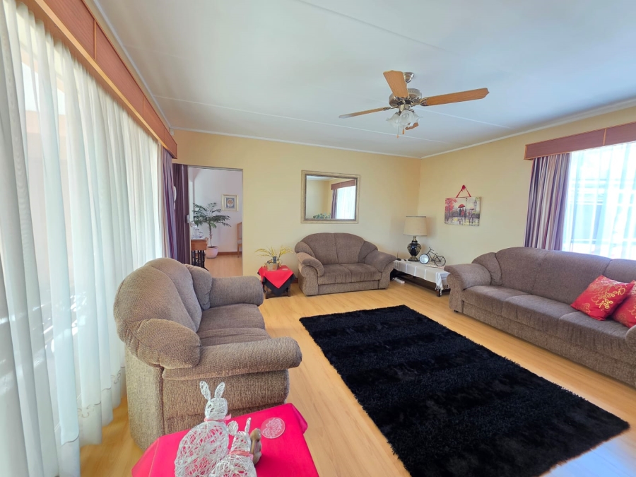 4 Bedroom Property for Sale in Sasolburg Ext 23 Free State